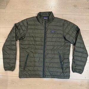Patagonia Men's Olive Green Down Sweater Jacket